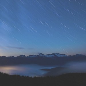 欧美加长玩具肛交视频
